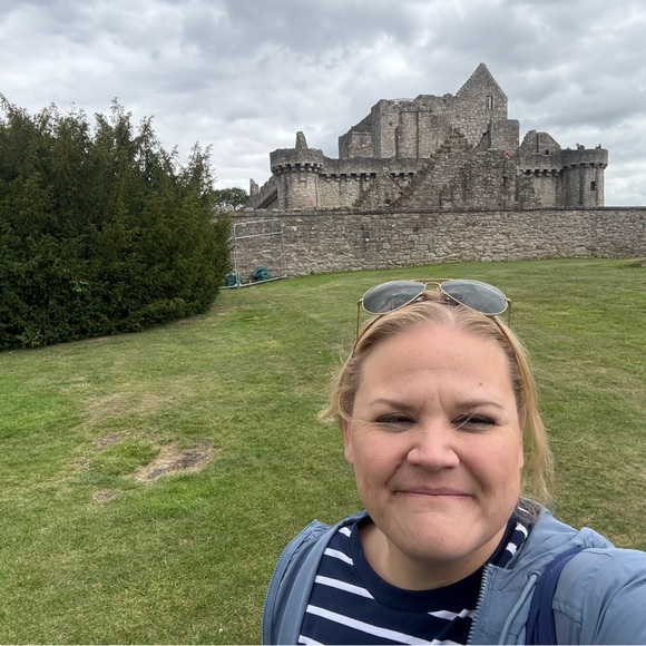 Meet your Posher, Catherine - Picture 2 of 4